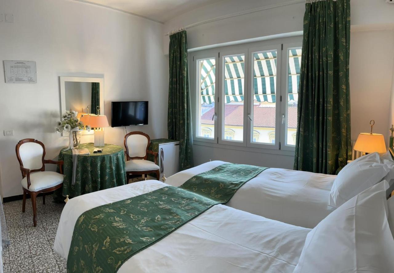 Eveline Portosole Hotel Сан Ремо Екстериор снимка