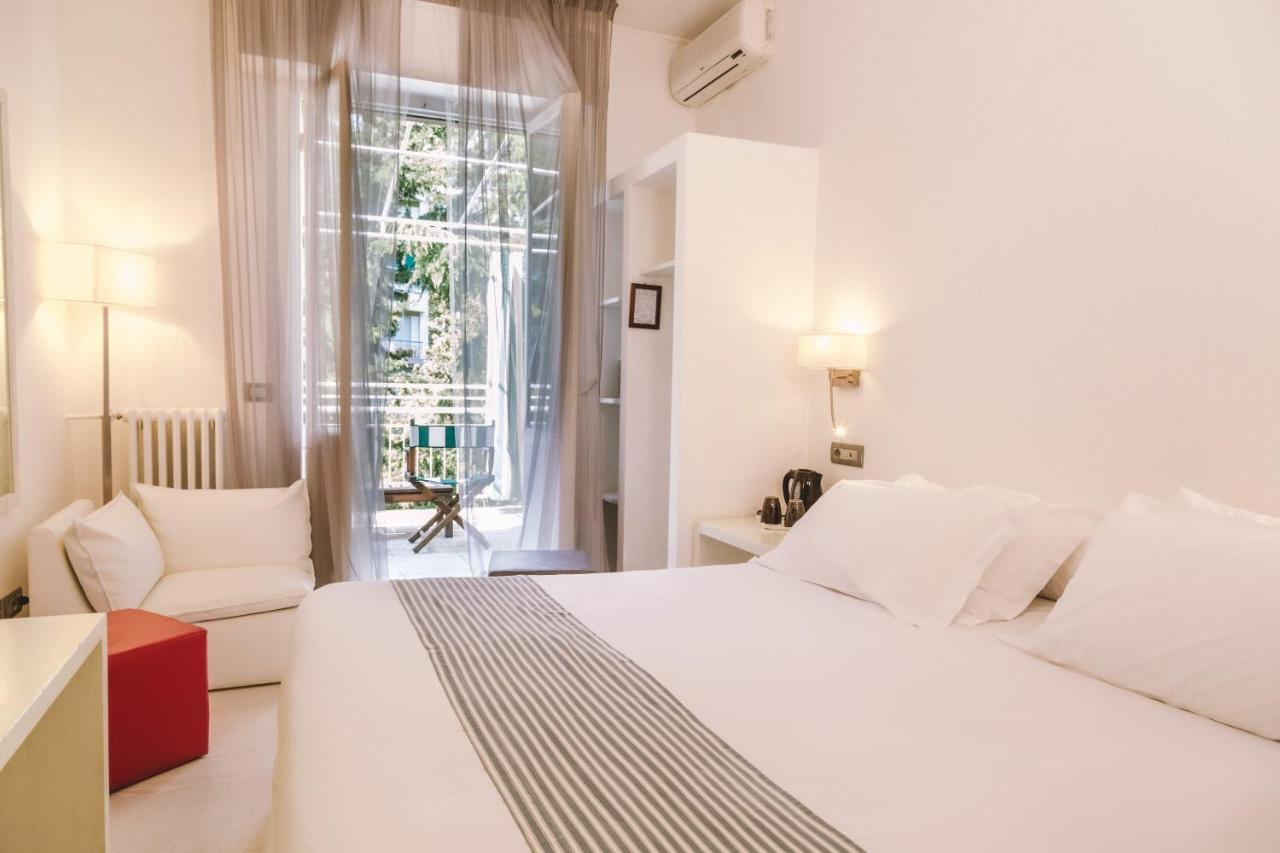 Eveline Portosole Hotel Сан Ремо Екстериор снимка