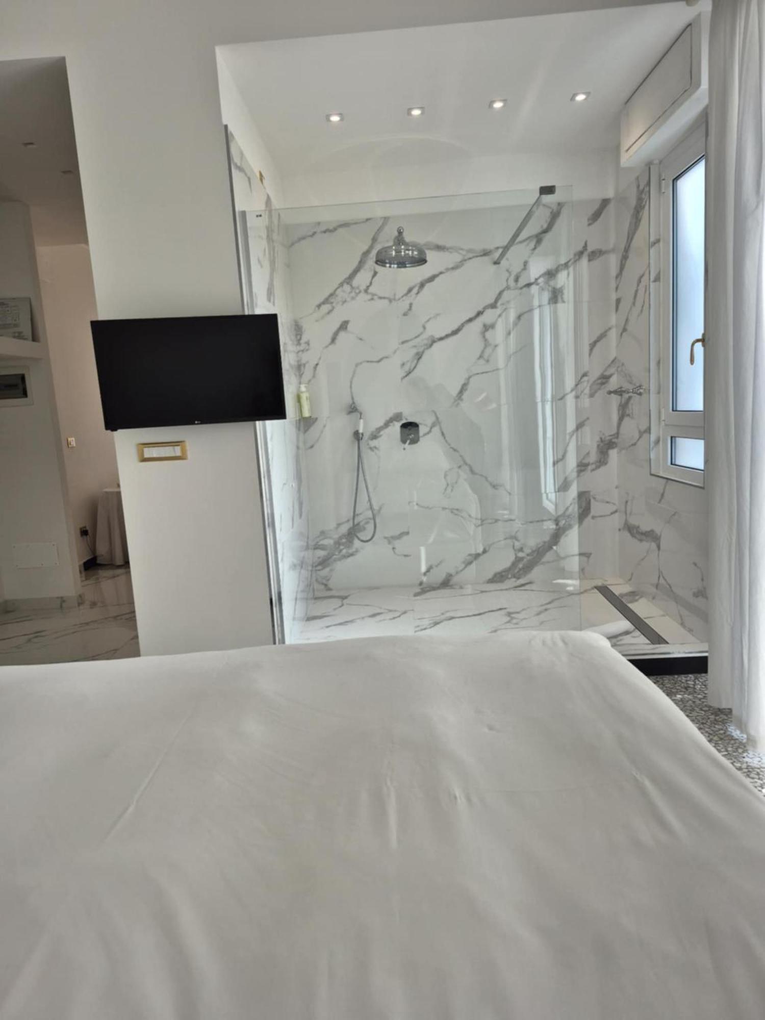 Eveline Portosole Hotel Сан Ремо Екстериор снимка